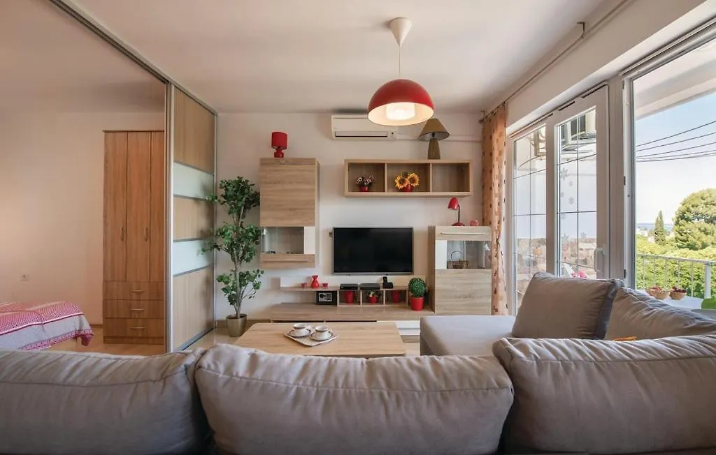 Popovic Apartment Pula